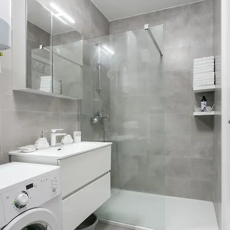 With Wifi - 22872 Split