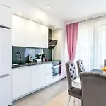 With Wifi - 22872 Apartment